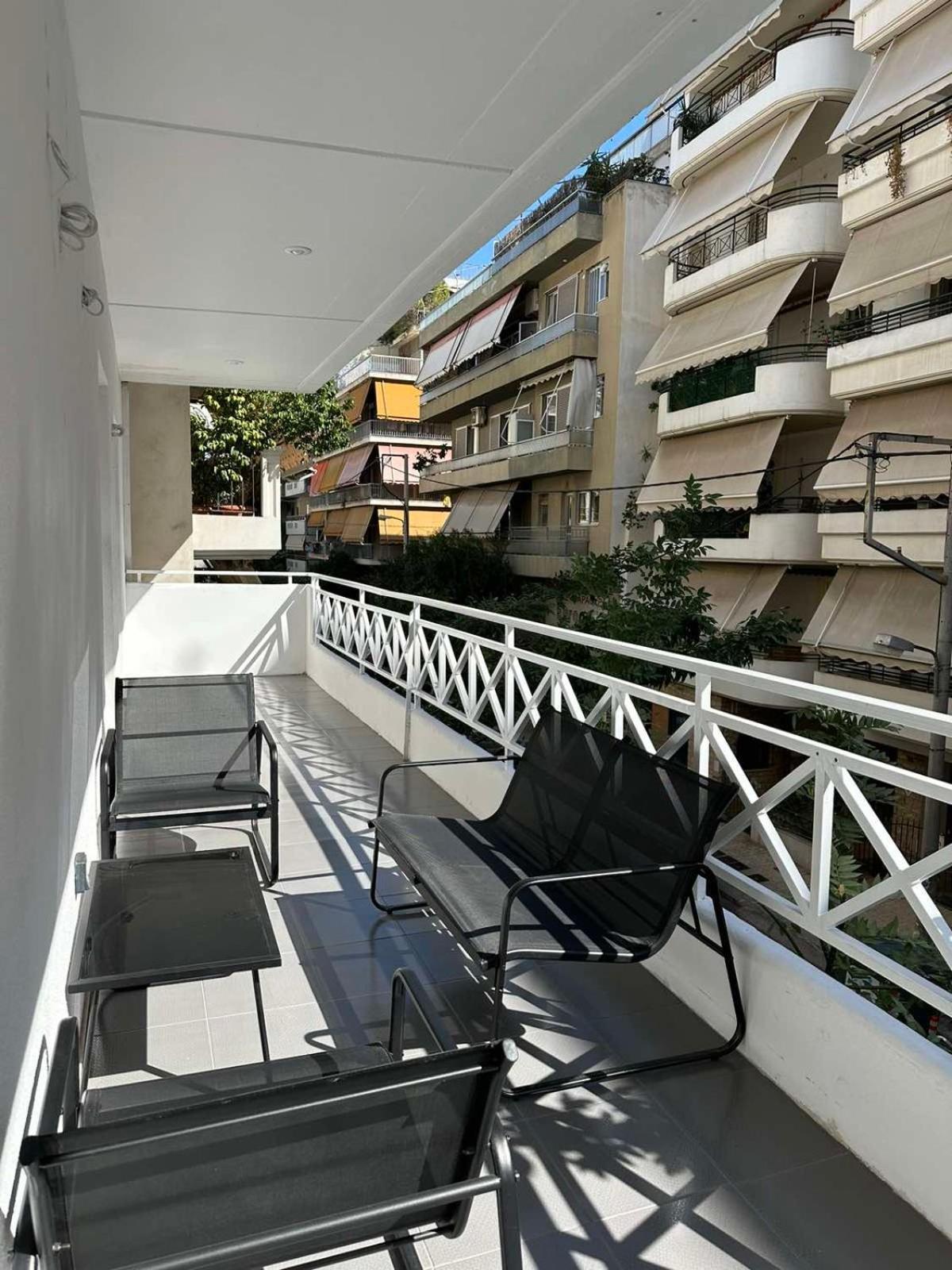 Gk Experience Niarchos Foundation Apartment *